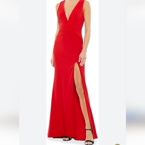 MAC DUGGAL RED EVENING GOWN DRESS SIZE 2 NEW WITH TAGS MAXI FORMAL, NEW - Picture 1 of 6